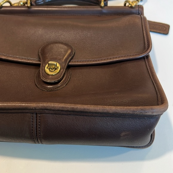 Coach - vintage WILLIS leather crossbody, dark mahogany - Picture 4 of 15